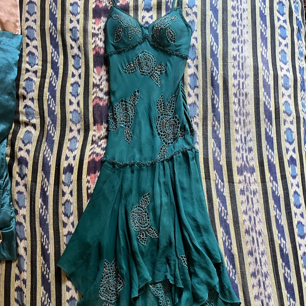 stunning Sue Wong deep teal beaded cocktail dress
